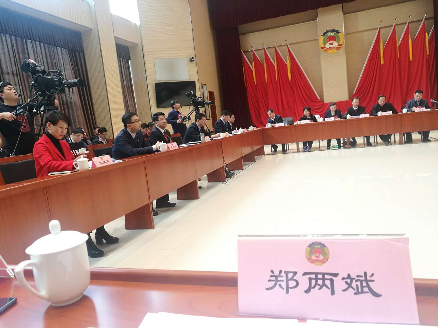 順義區政協(xié)常委、仟億達集團董事長(cháng)鄭兩斌受邀參加政協(xié)北京市順義區第五屆委員會(huì )次會(huì )議召開(kāi)協(xié)商議政座談會(huì )